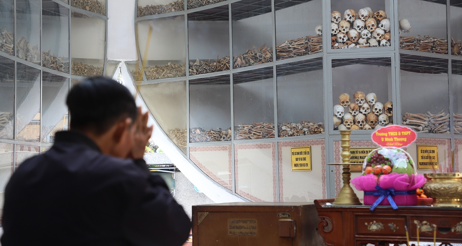 Du Khach Bat Khoc Khi Den Di Tich Luu Giu Ky Uc Dac Biet O Vung Bien Gioi 1629