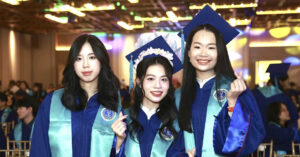 Gan 130 Truong Dang Dao Tao Bac Si Va Cu Nhan Luat Siet Bang Cach Nao 1561