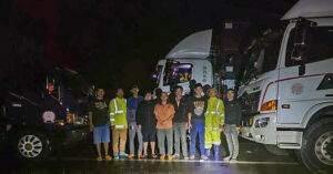 Giai Cuu 11 Nguoi Bi Mac Ket Suot Hai Ngay Tren Deo Khanh Le Do Sat Lo 3662