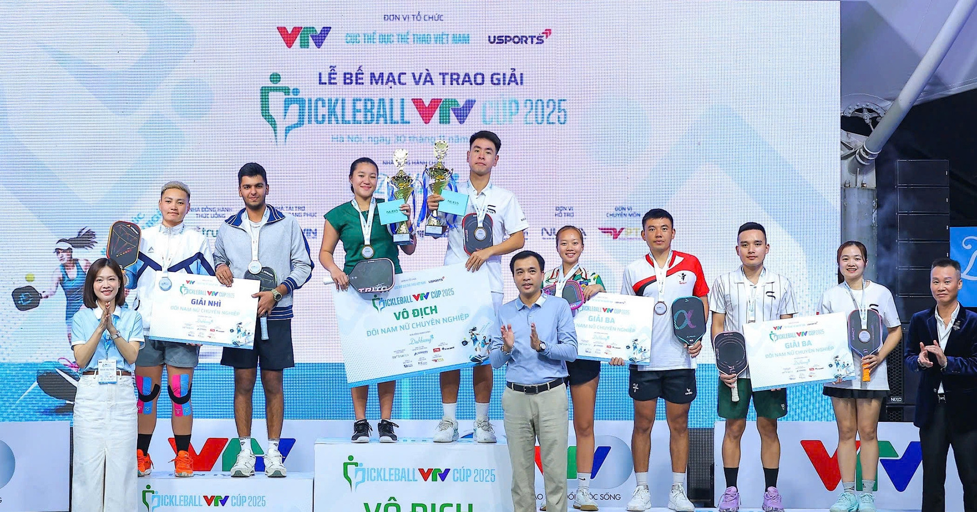 Giai Pickleball Vtv Cup 2025 Ung Ho Dong Bao Nam Trung Bo 165 Trieu Dong 2643