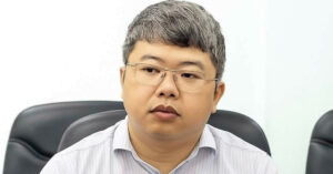 Giao Su Tre Nhat Nam 2025 Moi 39 Tuoi La Pho Giam Doc O Truong Dh Ngoai Thuong 312