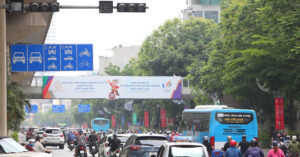 ha noi rao chan hon 1km duong nguyen trai de thi cong cong chong ngap 2656