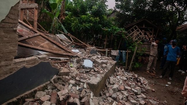 hau qua dong dat Indonesia cnn