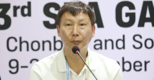 Hlv Kim Sang Sik U22 Viet Nam Se Thang Philippines Vao Chung Ket 3549