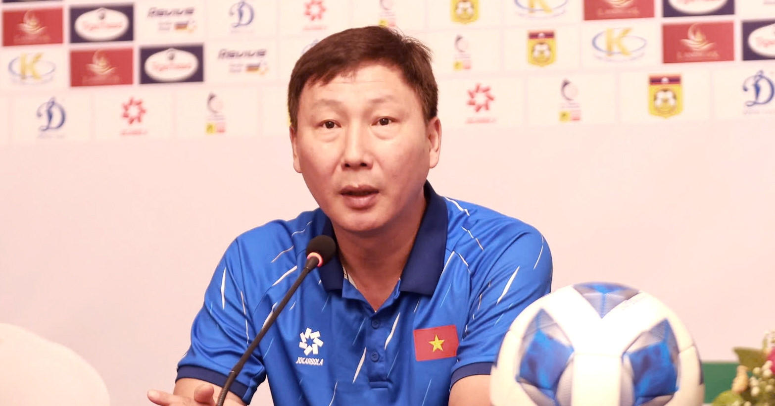 Hlv Kim Sang Sik Xuan Son Se Ra San Hi Vong Ghi Ban Vao Luoi Lao 1272