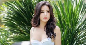 Hoa Hau Mai Phuong Thuy Sexy Cang Tran Ca Si My Tam Ngo Ngan Suy Tu 3176