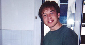 Hoc Van Day Bat Ngo Cua Nguoi Giau Nhat The Gioi Bo Hoc Tien Si Sau 2 Ngay 447