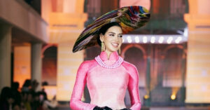 Hon 70 Nguoi Dep Miss Cosmo Hoa Nang Tho Voi Ao Dai Hoa Hau Peru Dep Nhu Nu Than 591