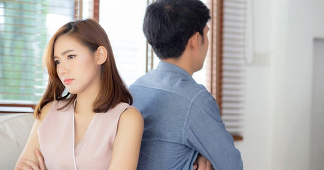 Hon Nhan Lanh Leo Vi Vo Chong Chon Cach Im Lang Cho Xong 315