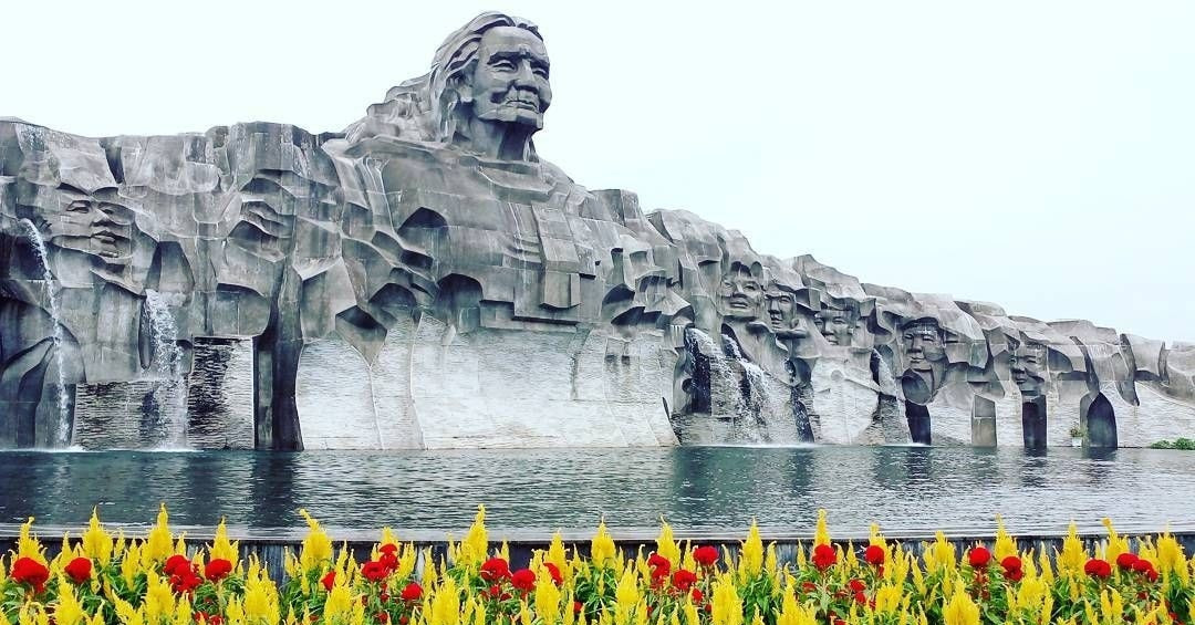 Huyen Thoai Me Trong Cuoc Dau Tranh Bao Ve To Quoc La Ai 2976