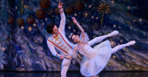 man nhan voi vo ballet kinh dien kep hat de tren san khau thu do 692