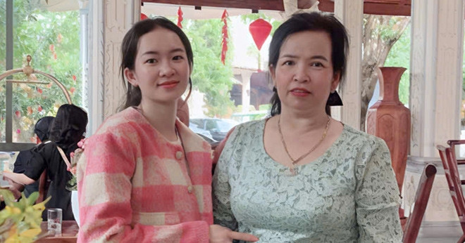 mat me tu 8 thang tuoi 9x dong thap duoc me chong yeu thuong bu dap tat ca 2389