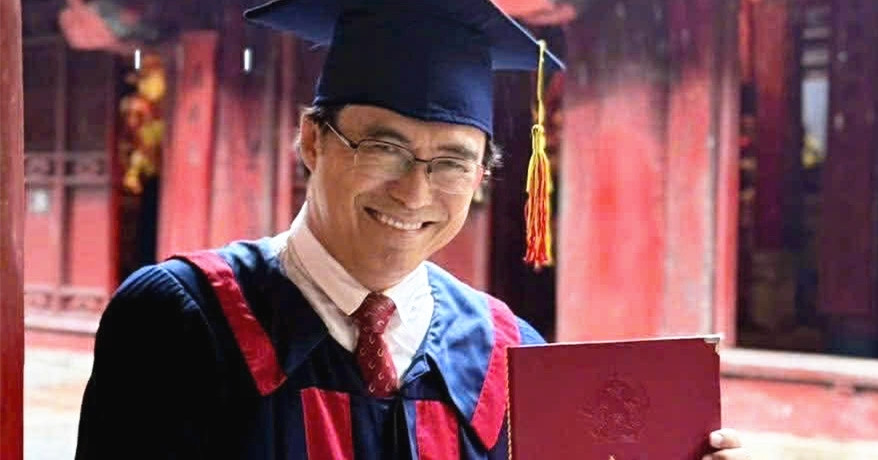 Mc Rong Vang Nhan Bang Tien Si 4919