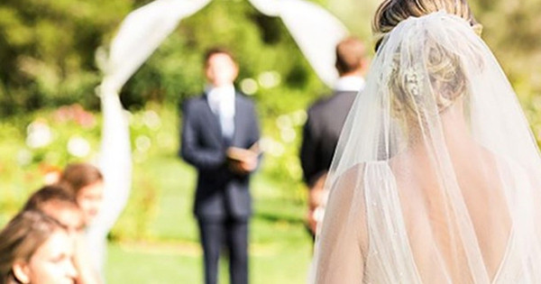 Me Di Lay Chong Bo Toi Noi 1 Cau Khien Ca Hoi Truong Bat Khoc 896867B55D8C42E89834523Bb8813C5B 74.Jp