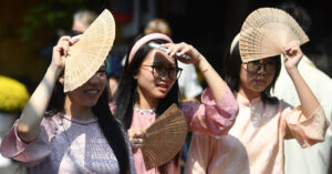 mien bac con khong khi lanh nang nong gia tang tren ca nuoc trong thang 4 1798
