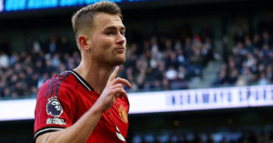 Mu Hoa Kich Tinh Tottenham Hon Loan Va Truong Thanh 630