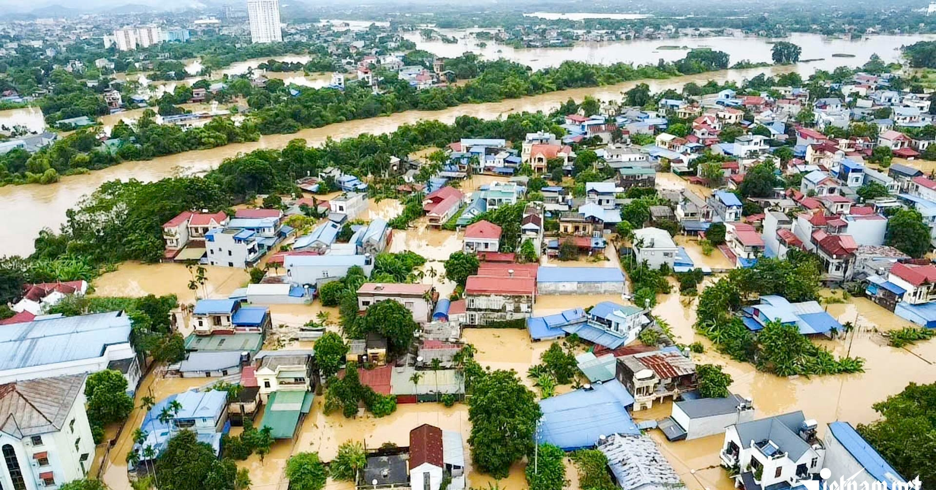 Mua Lu Cuc Doan Don Dap Chuyen Gia Canh Bao Lo Hong Trong Van Hanh Ho Chua 2480