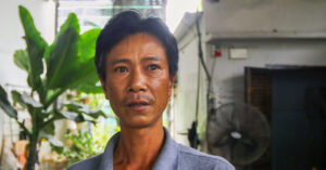 Mua Lu Lich Su O Nha Trang Anh Den Pin Va Quyet Dinh Sinh Tu Cua Nguoi Chay Lu 12