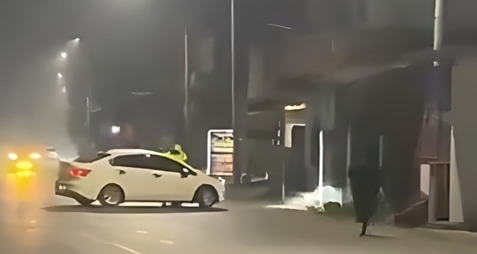 Nam Tai Xe Vi Pham Nong Do Con Con Lieu Linh Lao Thang Vao Csgt 1403