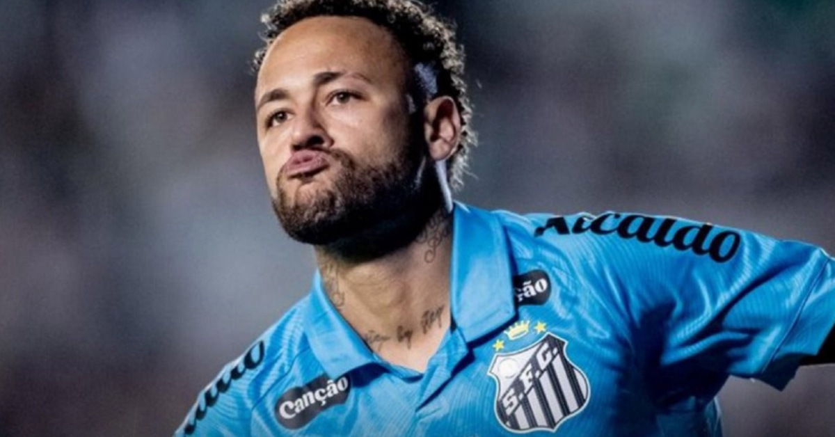 Neymar Vuong 1764811984872806782558 218 0 846 1200 Crop 1764812414296426070494