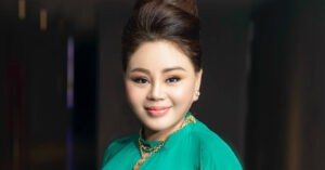 Nghe Si Le Giang Bat Khoc Vi Dau Than Kinh Toa Phai Cham Me Gia Liet Nua Nguoi 2575