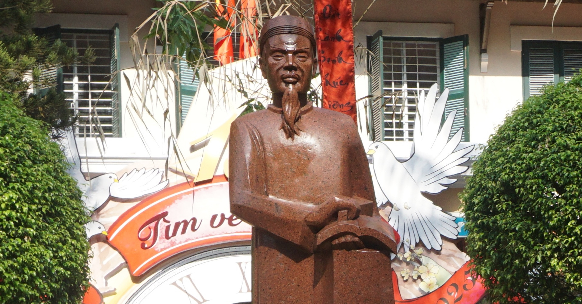 Nguoi Thay Nao Cua Viet Nam Duoc Menh Danh La Tui Khon Cua Thoi Dai 3527