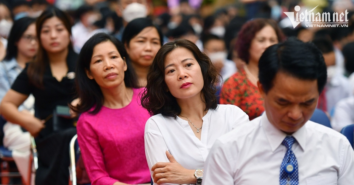 nha giao co the nghi huu muon toi 10 nam phai dap ung dieu kien va thu tuc gi 640