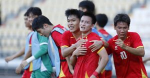 Nhan Dinh Bong Da Hom Nay 176603181969533488978 162 0 1503 2561 Crop 17660318344091959394734