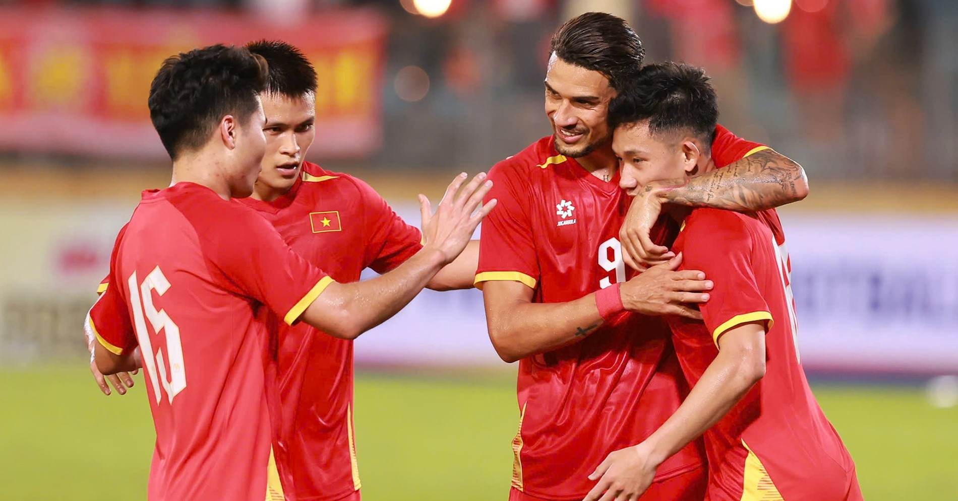 nhan dinh tuyen viet nam vs malaysia thang dep 2715