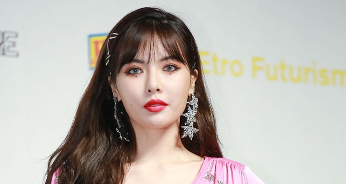 Nu Hoang Goi Cam Hyuna Ngat Xiu Tren San Khau Khi Dang Bieu Dien 2122