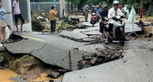 Nuoc Lu Rut Duong Sa O Nam Khanh Hoa Nut Gay Tru Dien Do Hang Loat 1202