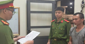 o to dau keo tong taxi 2 nguoi tu vong khoi to tai xe sinh nam 1991 780
