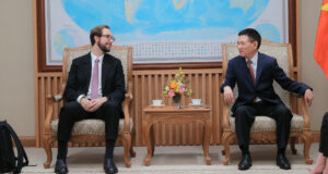 Ong Lon Ngoai Quoc Muon Tham Gia Thi Truong Tai San Ma Hoa Viet Nam 3852