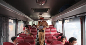 Oto Khach Taxi Co Bat Buoc Lap Ghe An Toan Cho Tre Em 1521