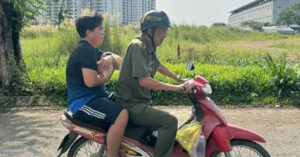 Phat Hien Be Gai So Sinh Bi Bo Roi Giua Lum Co Ram Rap O Tphcm 3426