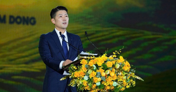 Photo1765177692760 1765177693053564707856 17651863785012061275661