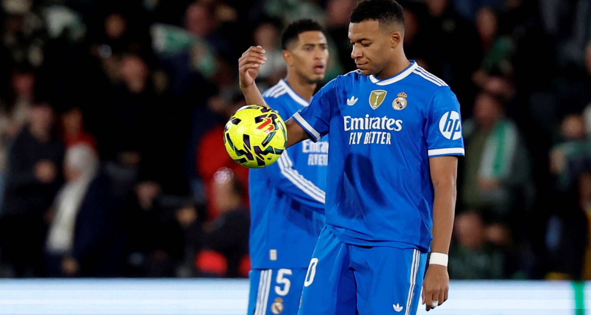 Real Madrid Hoa May Elche Alonso Va Mbappe Cung Xuong Mat Dat 981