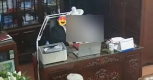 So Gd Dt Ninh Binh Vao Cuoc Vu Clip Lanh Dao Truong Thpt Than Mat Voi Phu Nu 1535.Webp