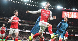 than dong 16 tuoi giup arsenal thang nghet tho everton 151