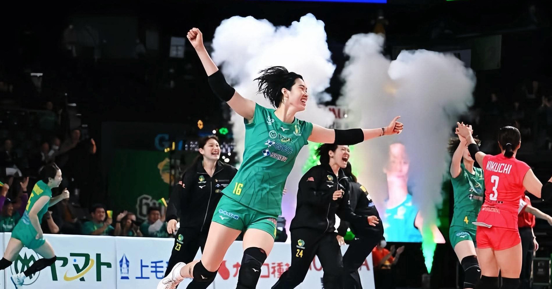 Thanh Thuy Bich Thuy Choi Sang Truoc Ngay Ve Nuoc Du Sea Games 1022