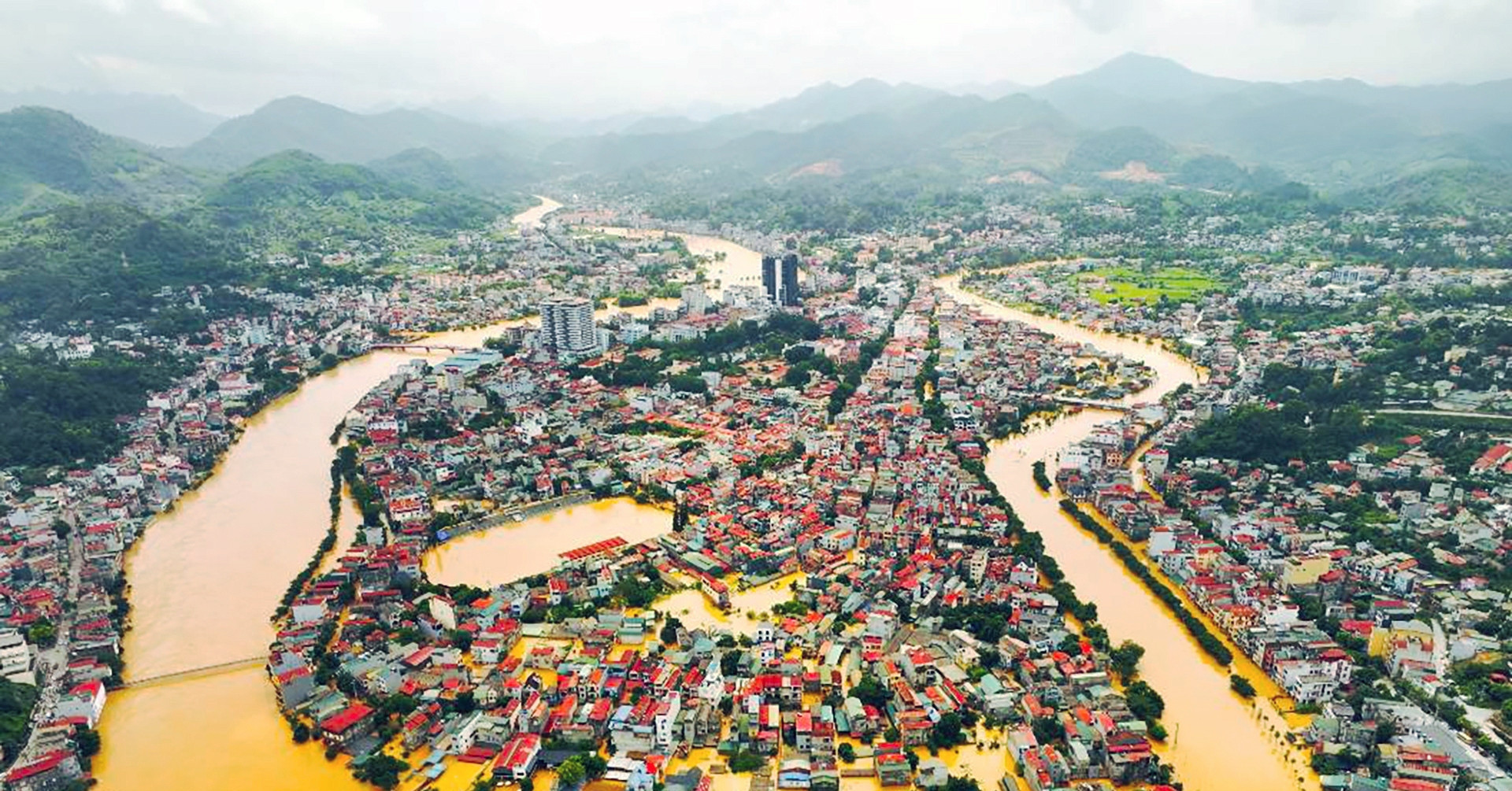 thien tai khoc liet hon thiet hai tai viet nam ngay cang lon 994