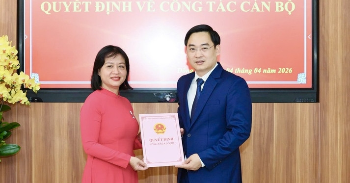 tien si dang anh tuan giu chuc hieu truong truong dai hoc dong nai 1528