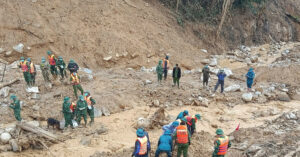 Tim Thay Thi The Dau Tien Trong Vu Sat Lo Vui Lap 3 Nguoi O Da Nang 2587