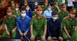 Tong Giam Doc Cong Ty Sen Vang Vang Mat Tai Phien Toa Xet Xu Hoa Hau Thuy Tien 1519