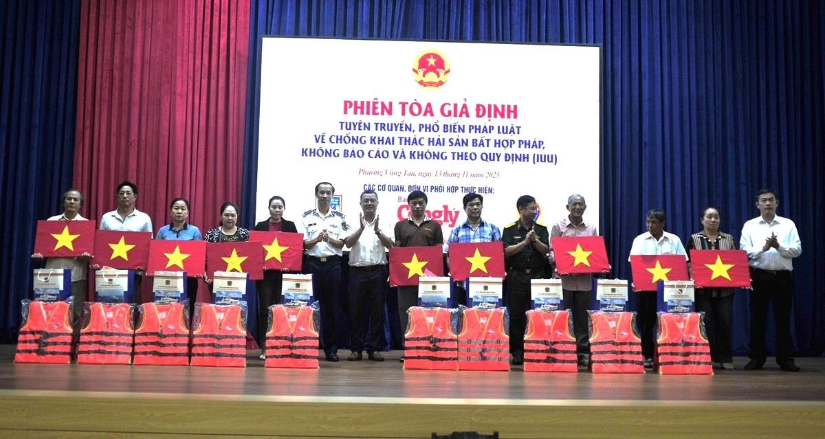 Tphcm To Chuc Phien Toa Gia Dinh Tuyen Truyen Chong Khai Thac Iuu Cho Ngu Dan 2652