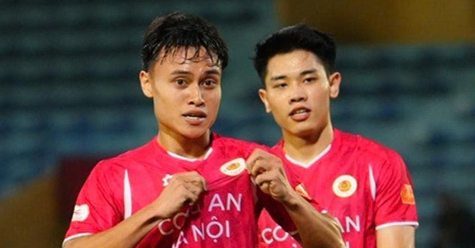 Truc Tiep Bong Da Cahn 2 0 Ha Tinh Cach Biet Nhan Doi 3221