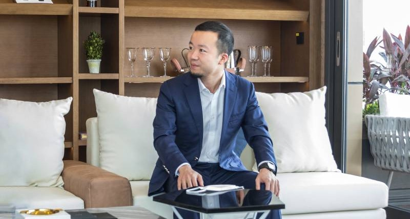 Trum Lua Dao Campuchia Chen Zhi Bi Chinh Dan Em Chiem Doat Tai San 2002