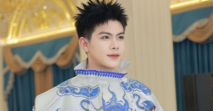 Truong San Khau Dien Anh Len Tieng Ve Nam Dien Vien Bi Bat Do Trom Tui Xach 1541