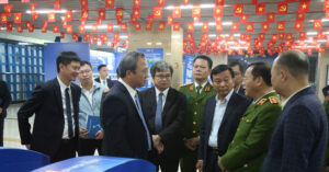 Tu Hom Nay Khach Di Metro Cat Linh Ha Dong Khong Can Mang Tien Mat 1344