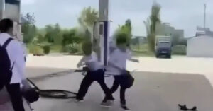 Tu Vong Vi Xich Mich Hoc Duong Va Nhung Khoang Trong Can Lap Day 3732